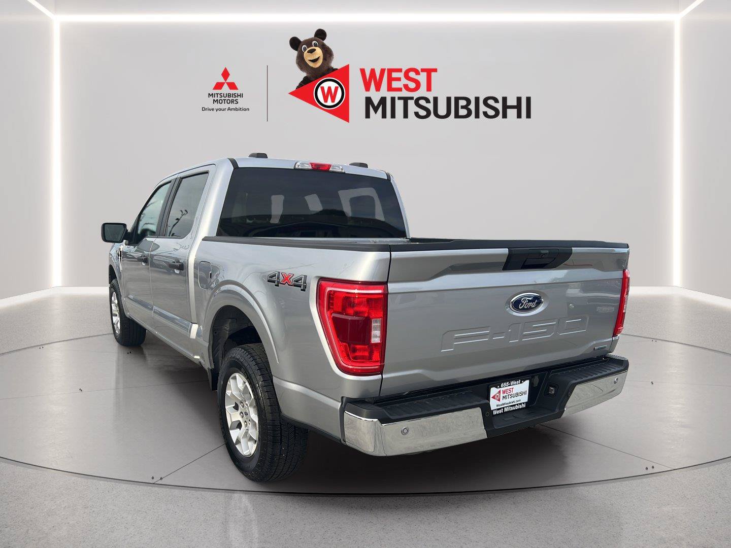 Used 2023 Ford F150 XLT AWD/4WD image 4