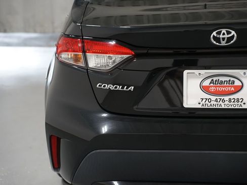 Used 2021 Toyota Corolla L image 10