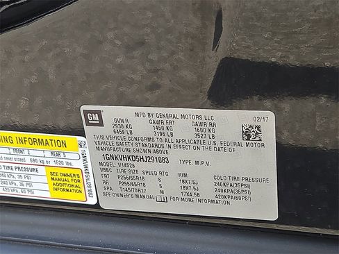 Used 2017 Chevrolet Traverse LT image 28