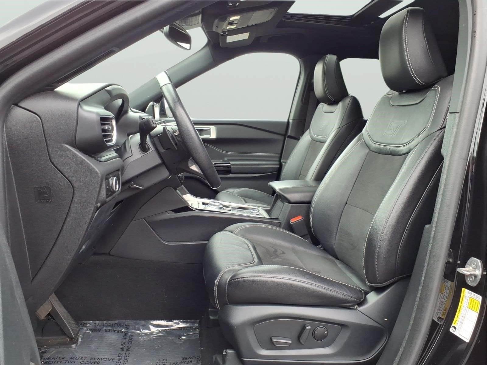Used 2023 Ford Explorer ST AWD/4WD image 16