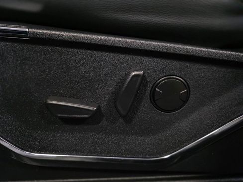 Used 2024 Ford F150 Lariat image 32