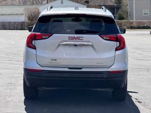 Used 2021 GMC Terrain SLE w/ Driver Convenience Package image 6