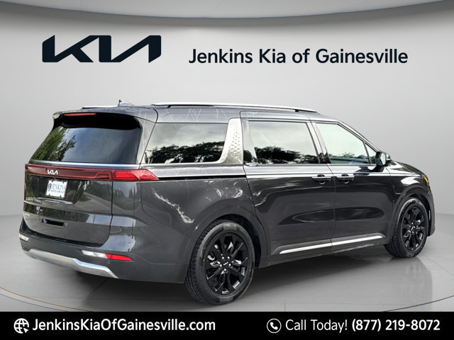 Used 2023 Kia Carnival SX Prestige FWD image 7