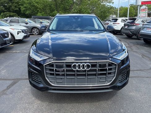 Used 2023 Audi Q8 Premium Plus AWD/4WD image 2