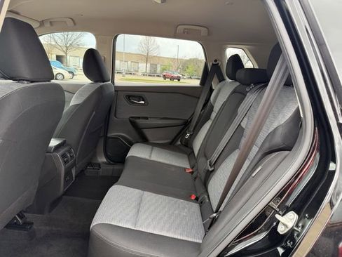 Used 2023 Nissan Rogue SV image 26