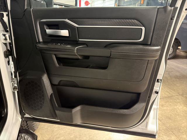 Certified 2026 RAM 2500 Big Horn AWD/4WD image 8