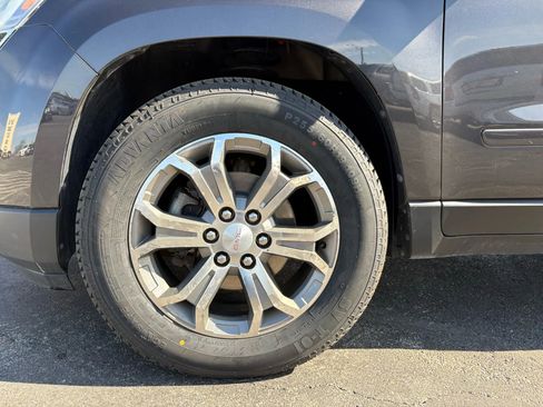 Used 2016 GMC Acadia SLT image 28