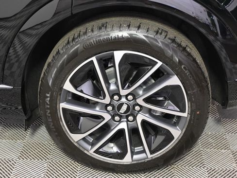 New 2025 Cadillac Optiq Sport 1 AWD/4WD image 19