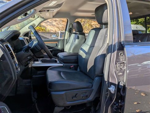 Used 2016 RAM 1500 Laramie w/ Convenience Group image 24