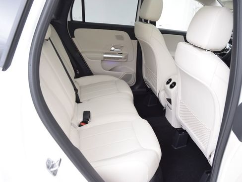 New 2026 Mercedes-Benz GLA 250 image 19