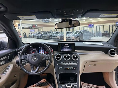 Used 2018 Mercedes-Benz GLC 300 image 31