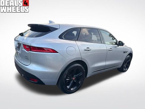 Used 2017 Jaguar F-PACE R-Sport AWD/4WD image 5