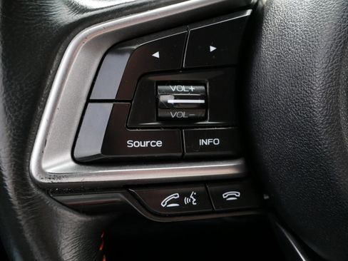 Used 2019 Subaru Crosstrek 2.0i Premium w/ Moonroof Package image 27