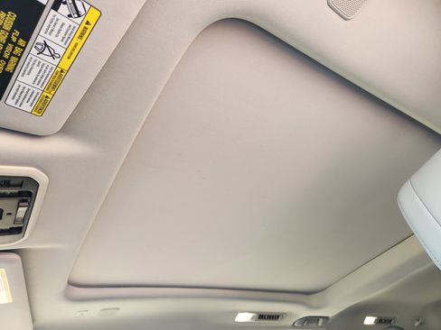 Used 2024 Toyota Sequoia Limited image 27