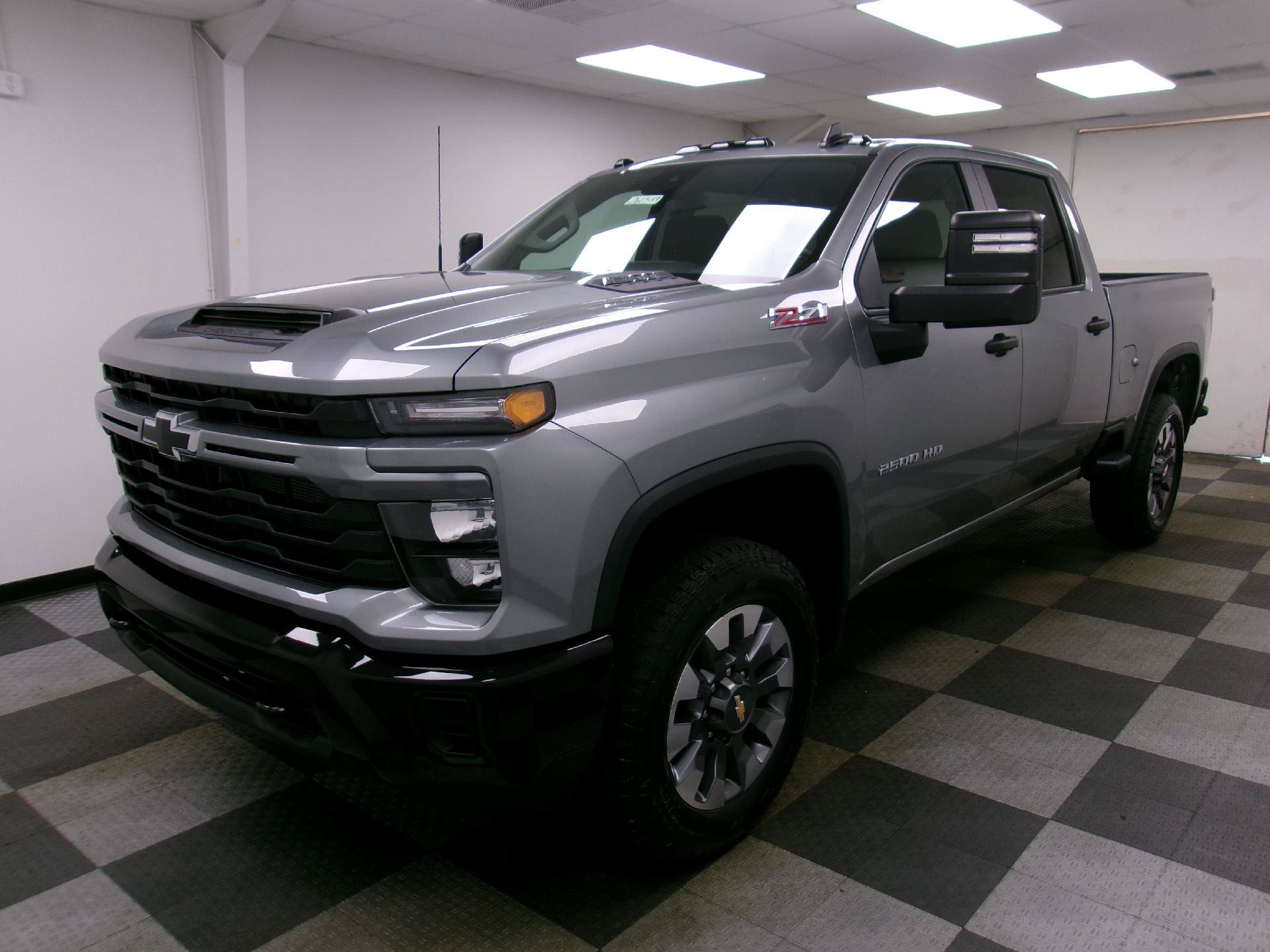 New 2026 Chevrolet Silverado 2500 Custom w/ Custom Convenience Package AWD/4WD image 1