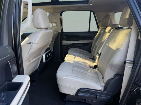 Used 2024 Ford Expedition Max Limited image 27