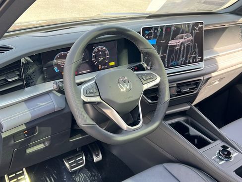 New 2026 Volkswagen Tiguan SE R-Line image 20