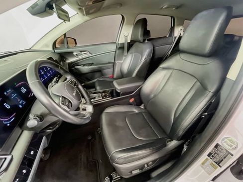 Used 2023 Kia Sportage EX FWD image 22