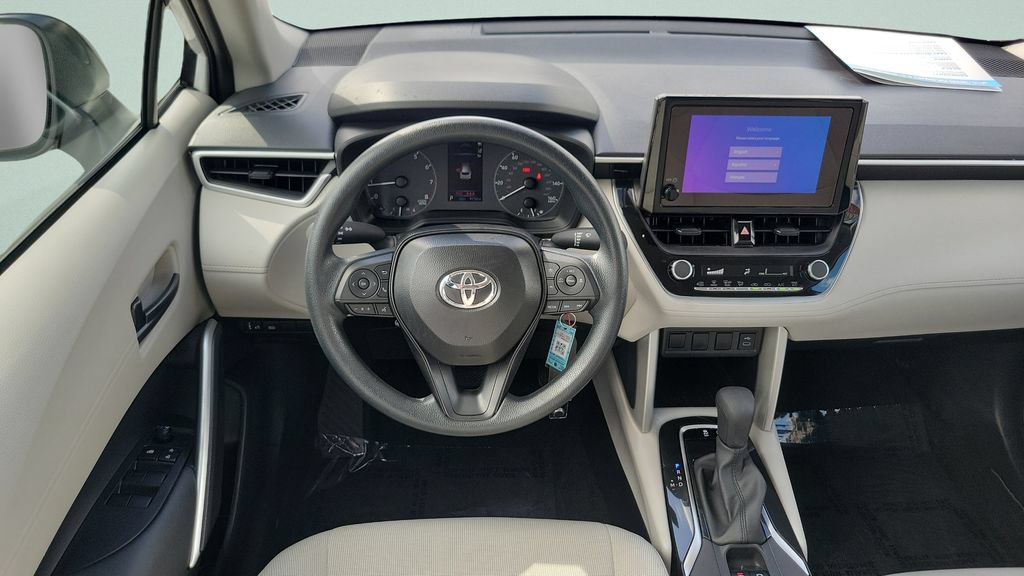 Certified 2025 Toyota Corolla Cross L FWD image 15