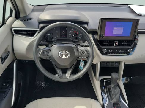 Certified 2025 Toyota Corolla Cross L FWD image 15