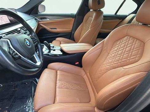 Used 2022 BMW 530i RWD image 14