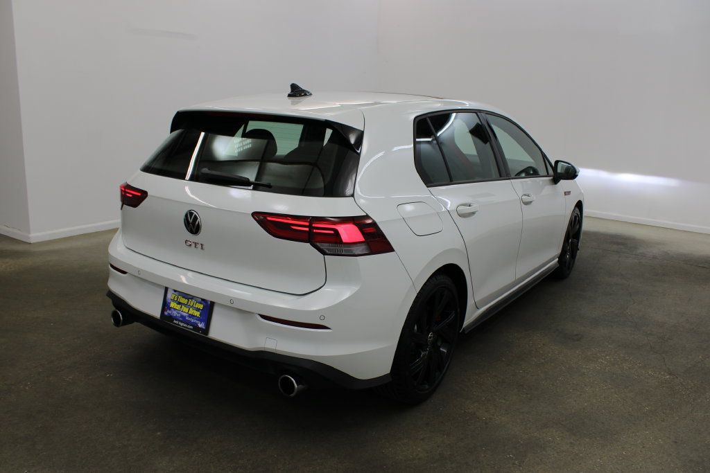 Certified 2023 Volkswagen GTI SE FWD image 5