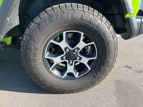 Used 2021 Jeep Wrangler Unlimited Rubicon image 10