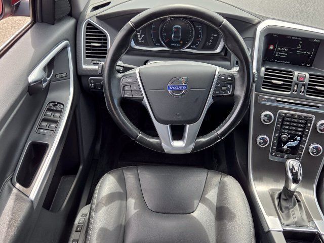 Used 2016 Volvo XC60 T5 Premier w/ Proximity Package FWD image 7