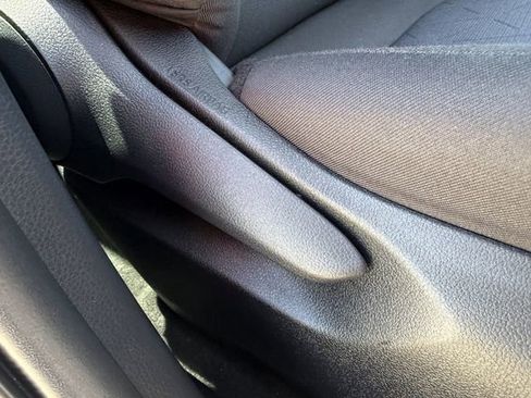 Certified 2022 Toyota RAV4 XLE w/ Convenience Package image 29