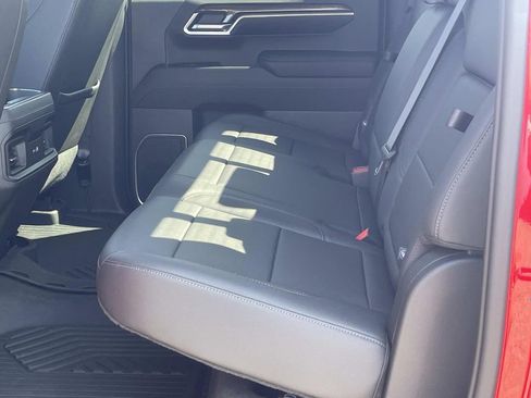 Used 2022 Chevrolet Silverado 1500 LT Trail Boss w/ LT Trail Boss Premium Package image 14