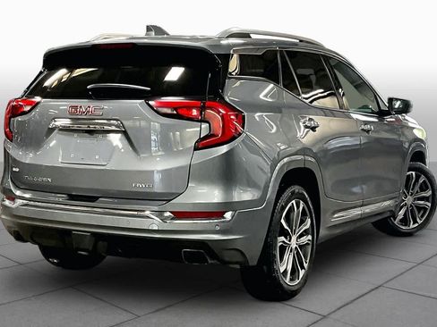 Used 2020 GMC Terrain Denali w/ Denali Premium Package AWD/4WD image 13