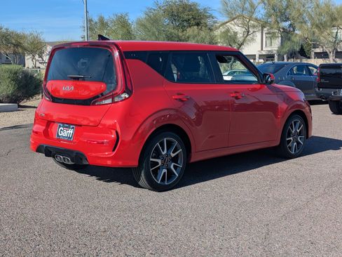 Certified 2022 Kia Soul Turbo image 3