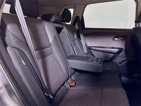 Used 2023 Nissan Rogue SV image 25