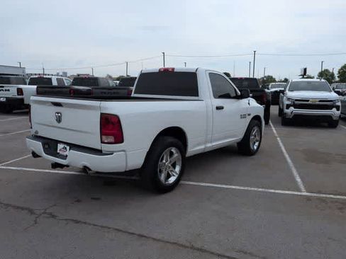 Used 2014 RAM 1500 Express RWD image 8