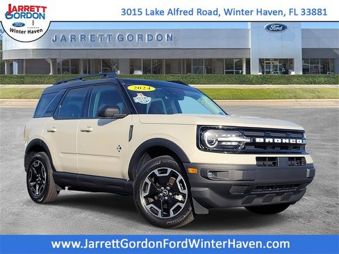 Used 2024 Ford Bronco Sport Outer Banks w/ Tech Package image 1