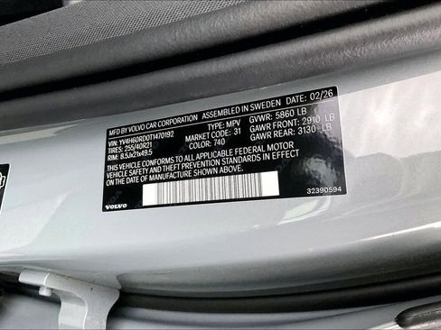 New 2026 Volvo XC60 T8 Ultra w/ Protection Package Premier AWD/4WD image 8