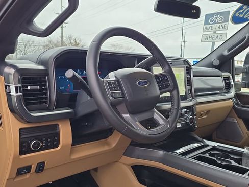 Certified 2025 Ford F350 Lariat w/ Lariat Ultimate Package AWD/4WD image 16