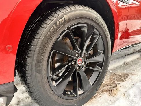 Used 2021 Jaguar F-PACE S image 9