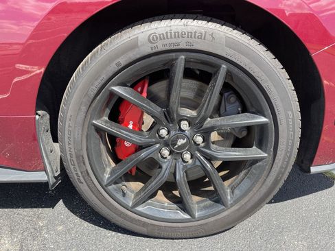 Used 2025 Ford Mustang GT Premium RWD image 10