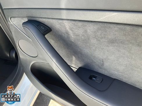 Used 2023 Tesla Model 3 Standard Range image 63