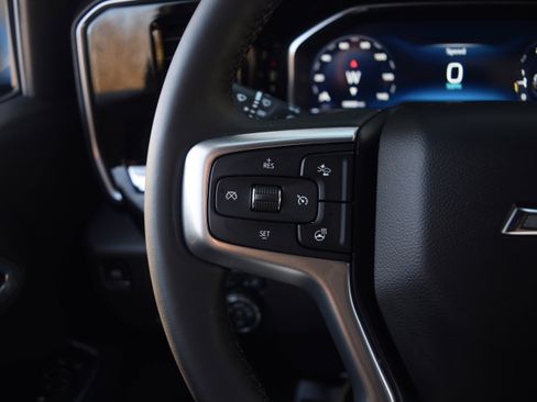 Used 2024 Chevrolet Silverado 1500 LT Trail Boss w/ Protection Package image 6