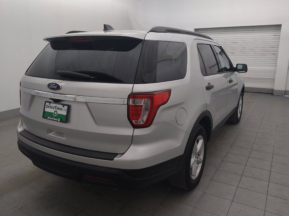 Used 2018 Ford Explorer FWD image 9