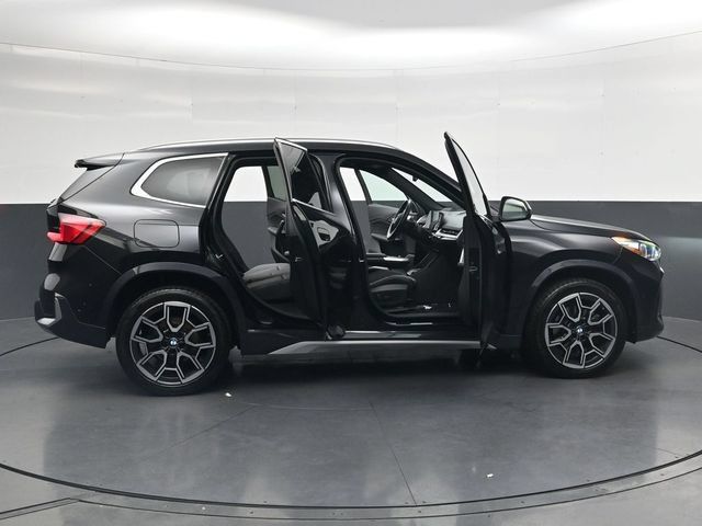 Used 2023 BMW X1 xDrive28i w/ Premium Package AWD/4WD image 39
