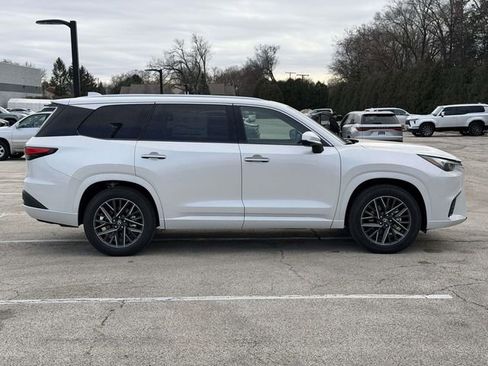 New 2026 Lexus TX 350 AWD image 4