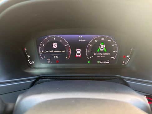 Used 2025 Honda Accord SE image 3