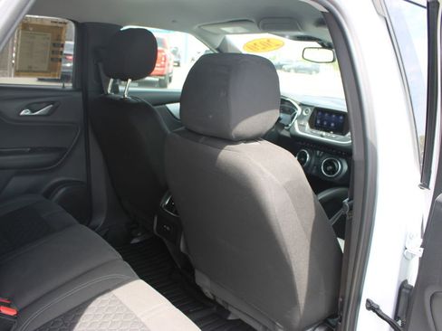 Used 2020 Chevrolet Blazer LT FWD image 32