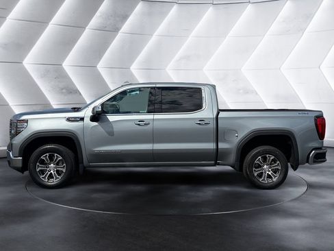 Certified 2025 GMC Sierra 1500 SLT AWD/4WD image 2