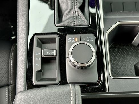 New 2026 Toyota Tundra Limited image 32