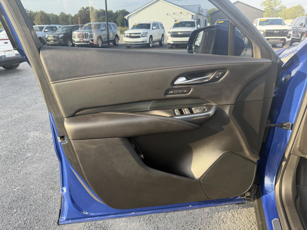 Used 2021 Cadillac XT4 Sport w/ Driver Awareness Package FWD image 12