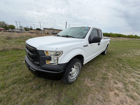 Used 2016 Ford F150 XL w/ Equipment Group 101A Mid image 2